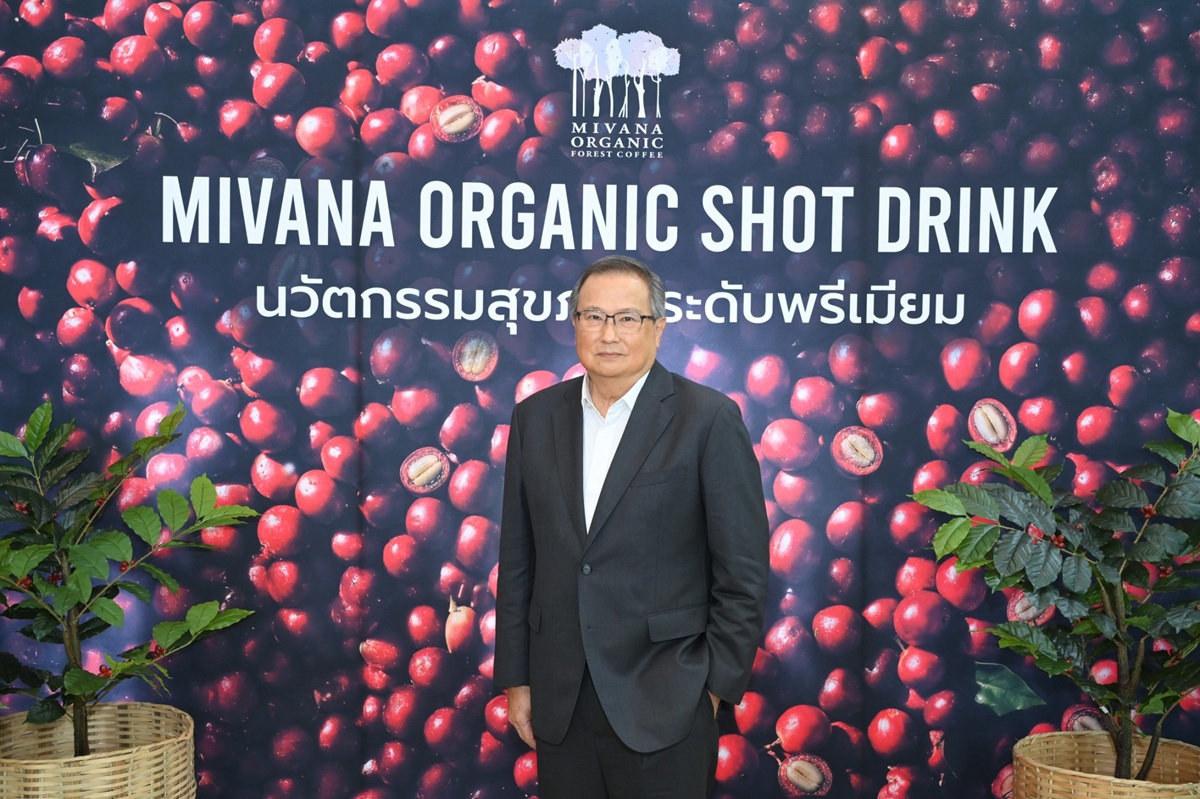 นายวิเชียร พงศธร ประธานกรรมการ กลุ่มบริษัทพรีเมียร์  - Copy.jpg