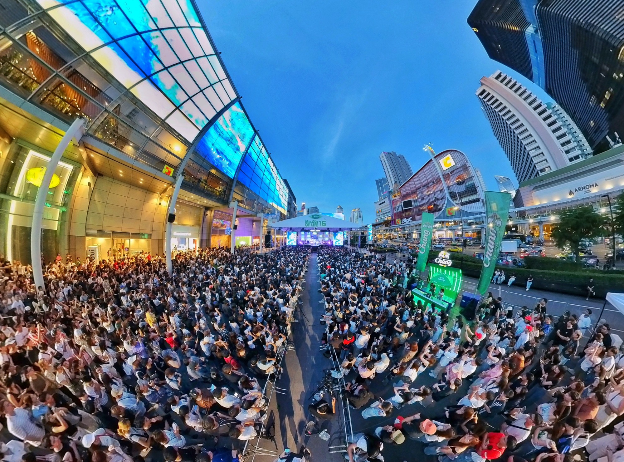 บรรยกาศ MOL 16 _0 - Copy.jpg