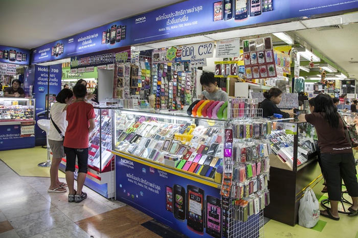 แกะกลโกง "ผ่อนมือถือด้วยบัตรประชาชน" กับดอกเบี้ยมหาโหดที่คุณต้องระวัง