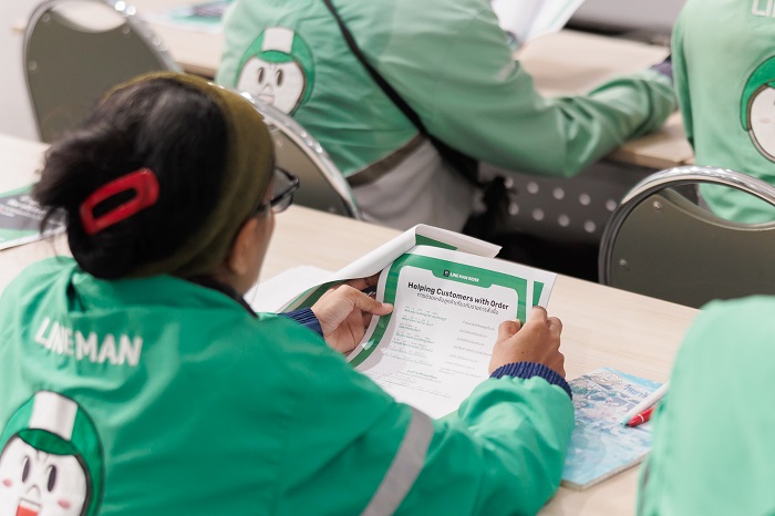 LINE MAN เผยไรเดอร์ตื่นตัวพัฒนาทักษะภาษาอังกฤษเป็นอันดับหนึ่ง
