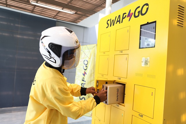 ปตท. จับมือ โออาร์ เปิดตัว Swap & Go สถานีสลับแบตเตอรี่มอเตอร์ไซค์ไฟฟ้า ทางเลือกใหม่เพื่อสังคมเมือง
