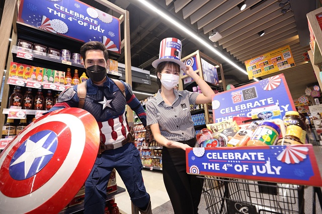 ท็อปส์ มาร์เก็ต และ เซ็นทรัล ฟู้ด ฮอลล์ จัดแคมเปญ “Celebrate the 4th of July” ส่งตรงสินค้าจากอเมริกา และเมนูอาหารพร้อมทานสไตล์อเมริกัน