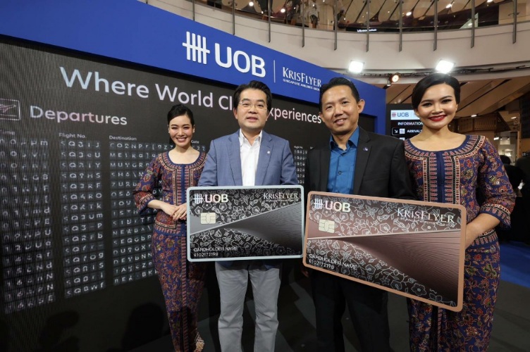 ยูโอบี จับมือ สิงคโปร์  แอร์ไลน์ส เปิดตัวบัตรเครดิตยูโอบี คริสฟลายเออร์ บัตรเครดิตเพื่อนักเดินทาง