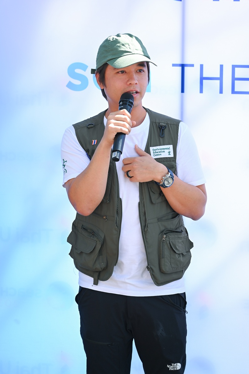 68. อเล็กซ์ เรนเดลล์ ผู้บริหาร EEC - Copy.jpg