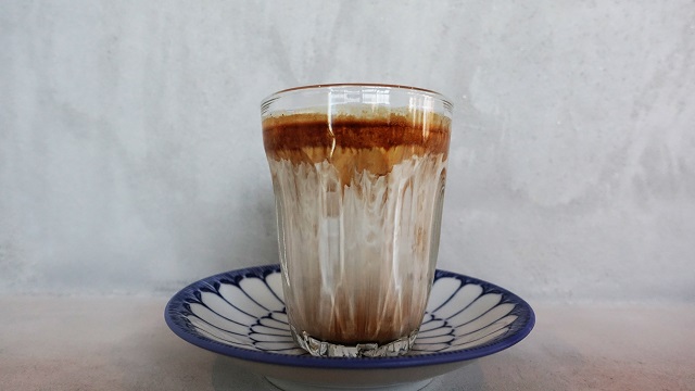 Dirty Coffee ความเปรอะเปื้อนที่กลมกล่อม