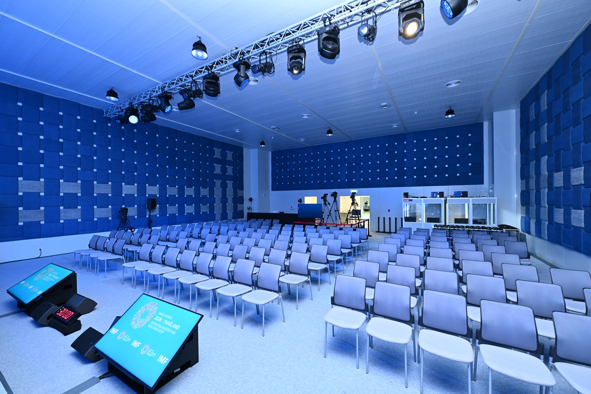 G 09 Room (2)_0.JPG