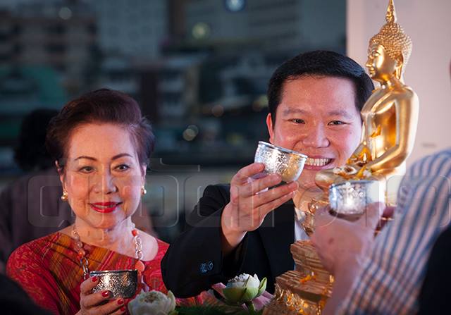 “กลับมาเถิดวันวาน” สงกรานต์แบบไทยเบฟ