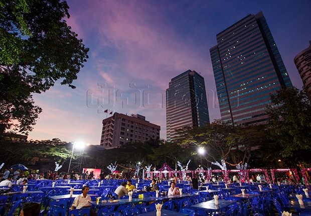 อวสานลานเบียร์? หรือปฐมบทการชิงพื้นที่?