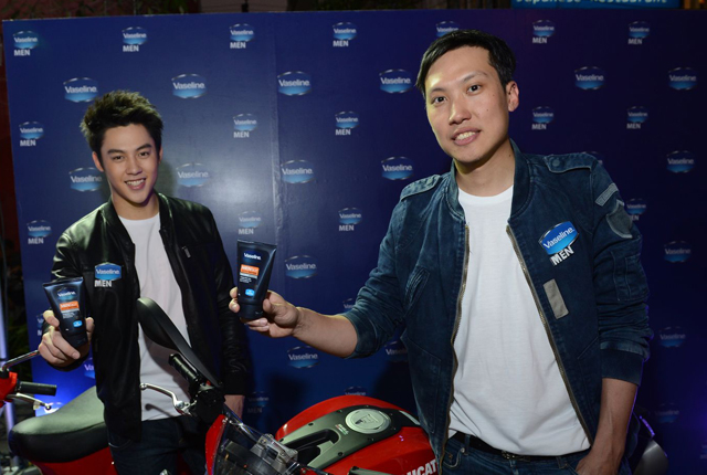 วาสลิน เปิดแคมเปญ “หน้าขาวใส ลุ้นมอเตอร์ไซค์ในฝัน”