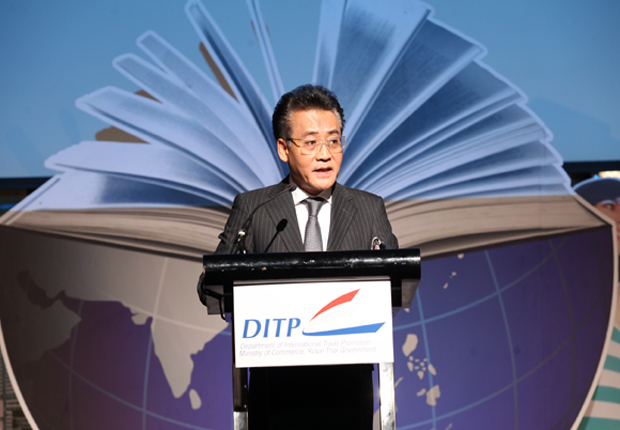 สถาบันการศึกษาไทย-นานาชาติ โชว์ความพร้อมรับ AEC ในงาน TIEE 2013