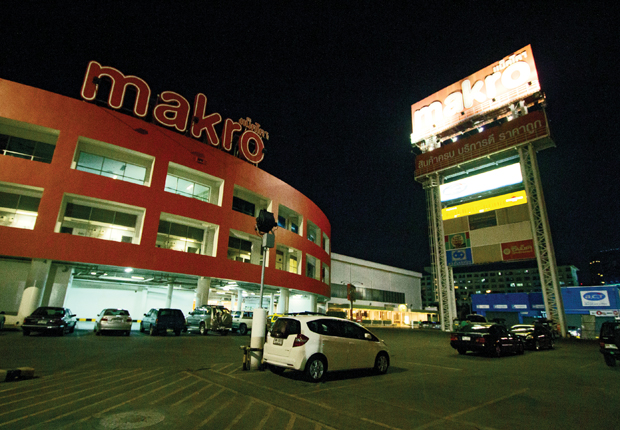 เปิดปูม SHV ก่อนถอนสมอ Makro จากไทย