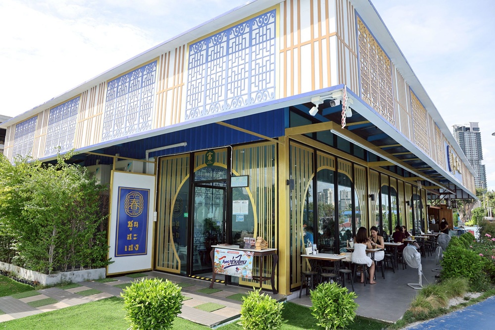 LINE_ALBUM_28-06-26Go hotel ศรีราชา_260701_9.jpg