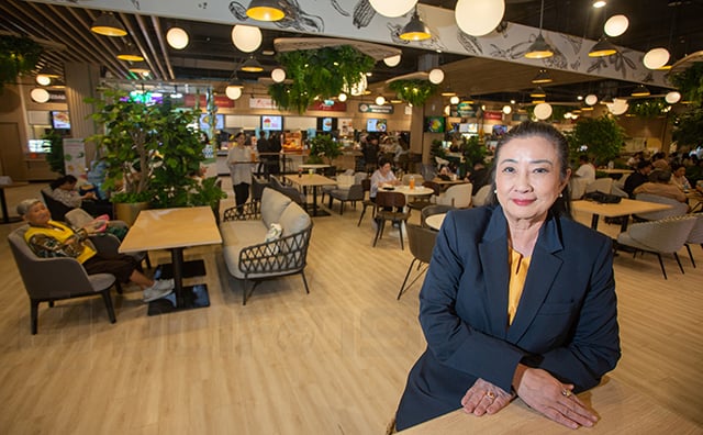 ฐนิวรรณ กุลมงคล ร้านอาหารอยู่ยาก ติดกับระเบิด 2 ลูกใหญ่