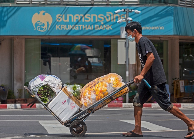 สถาบันการเงินปรับตัว เสริมสภาพคล่อง ท่ามกลางปัจจัยเสี่ยงรอบด้าน