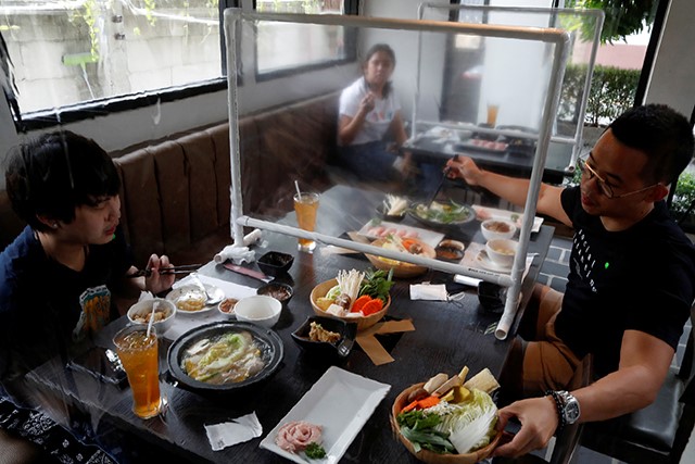 สงครามยุค New Normal บุฟเฟต์-ปิ้งย่าง ทุ่มแหลก
