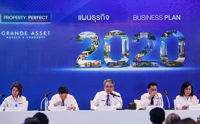 หมดยุคคอนโดฯ รุมเจาะเศรษฐี PF จัดเต็มคฤหาสน์ติดทะเลสาบร้อยไร่