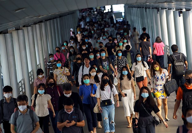 หนี้ครัวเรือนพุ่งสูงรอบ 18 ปี  ทำเศรษฐกิจไทยบอบช้ำรุนแรง