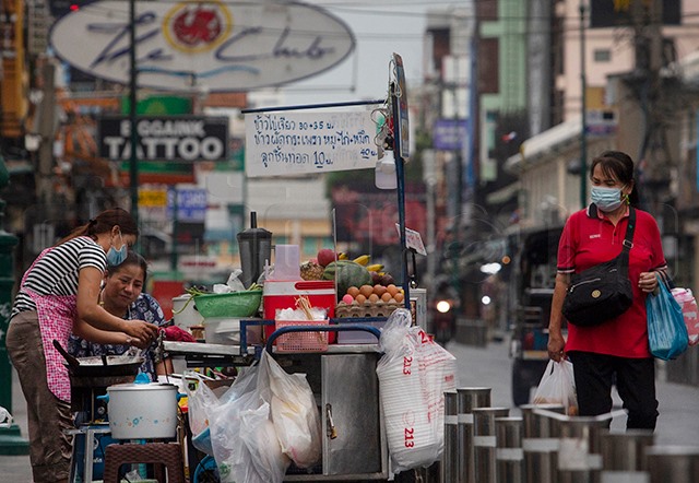 ร้านค้า-อาหารระส่ำหนัก หลัง COVID-19 ระบาดใหม่