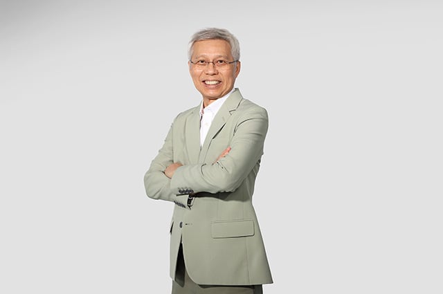 ศักดา ศรีแสงนาม กับก้าวที่มั่นคง ของเจริญอุตสาหกรรม