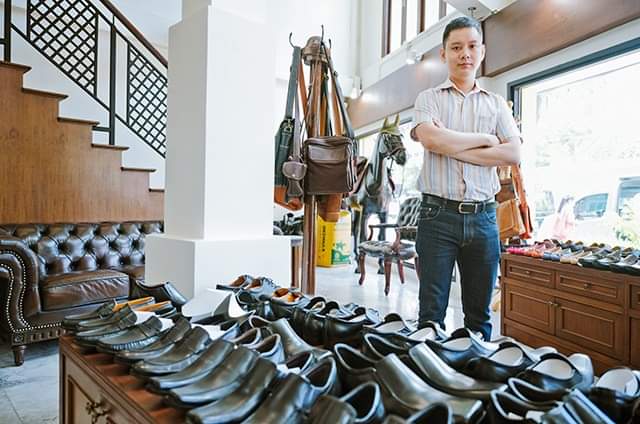“เซ่งชง” ร้านเครื่องหนัง 6 แผ่นดิน ในมือทายาทรุ่น 4 “อาจฤทธิ์ ประดิษฐบาทุกา”