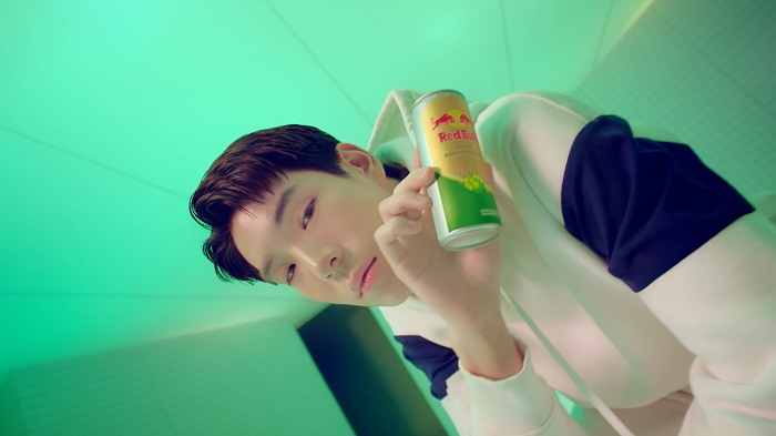 กลุ่มธุรกิจ TCP เปิดตัวสินค้าใหม่ “Red Bull Energy Soda” ดึง “เจเจ” เป็นแบรนด์แอมบาสเดอร์