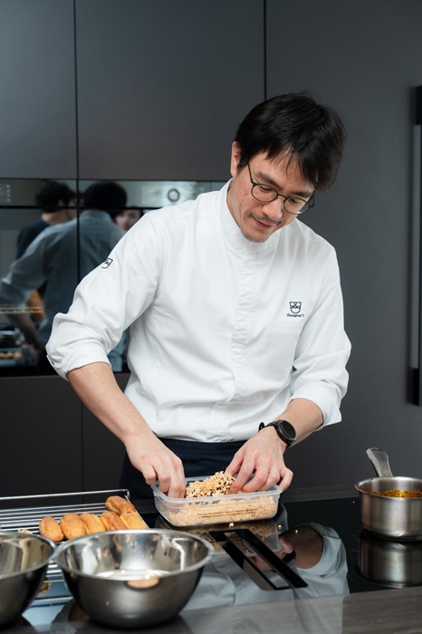 V-ZUG พาเปิดประสบการณ์มาสเตอร์คลาสระดับพรีเมียม กับเชฟชู รังสรรค์เมนูขนมอบสไตล์ฝรั่งเศส