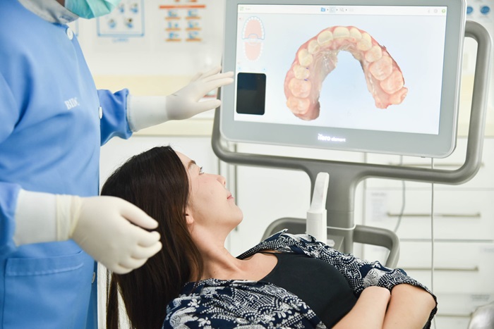 BIDH จัดงานยิ่งใหญ่ ครบรอบ 20 ปี e.max Veneer จาก ivoclar Vivadent