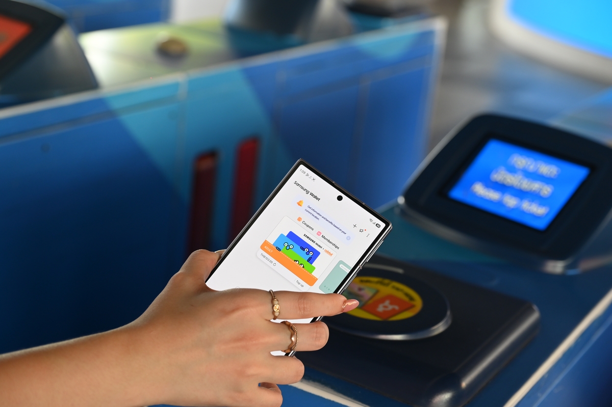 Samsung Wallet_BTS (3).JPG
