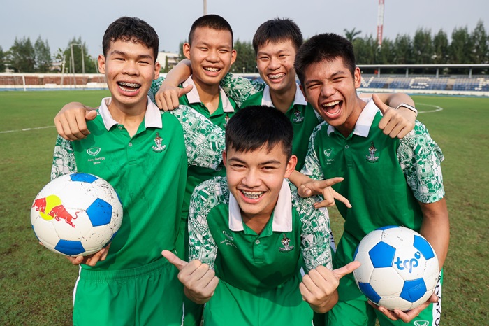 กลุ่มธุรกิจ TCP ปลุกพลังเยาวชน ส่งต่อโอกาสทางกีฬา มอบลูกฟุตบอลทั่วไทย