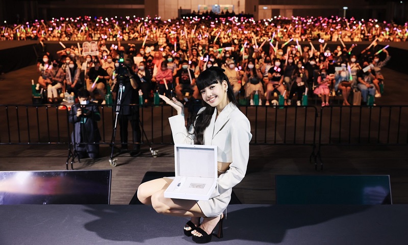 “เดนทิสเต้” ส่ง “ลิซ่า” สร้างปรากฏการณ์ “รอยยิ้มมั่นใจ 100% (Max)”